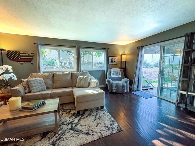 6579 Harvard Street, Moorpark, CA 93021