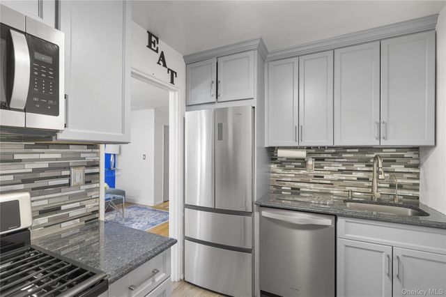 98 Dehaven Drive 3G, Yonkers, NY 10703