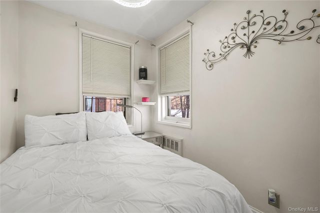 98 Dehaven Drive 3G, Yonkers, NY 10703