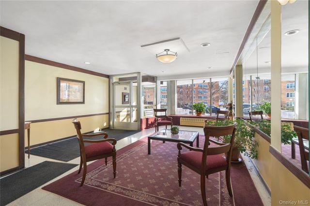 98 Dehaven Drive 3G, Yonkers, NY 10703