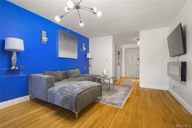 98 Dehaven Drive 3G, Yonkers, NY 10703