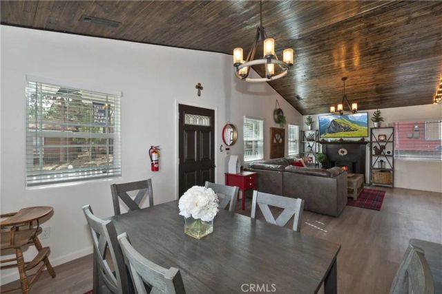 44634 Barton, Sugarloaf, CA 92386