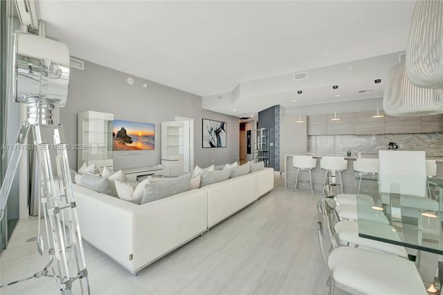 1300 S Miami Avenue PH5001, Miami, FL 33130