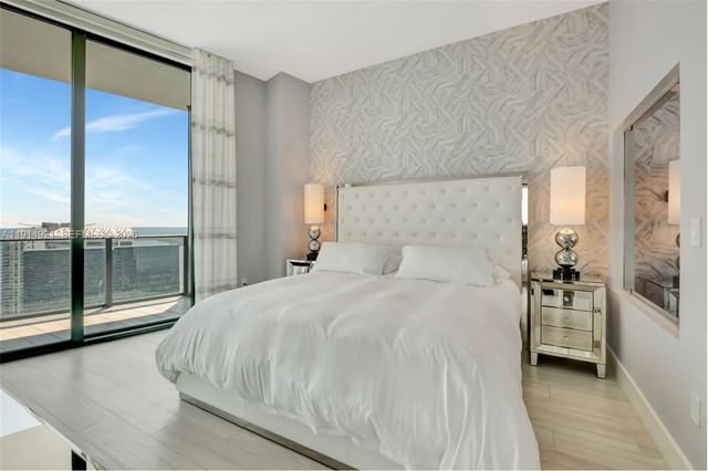 1300 S Miami Avenue PH5001, Miami, FL 33130