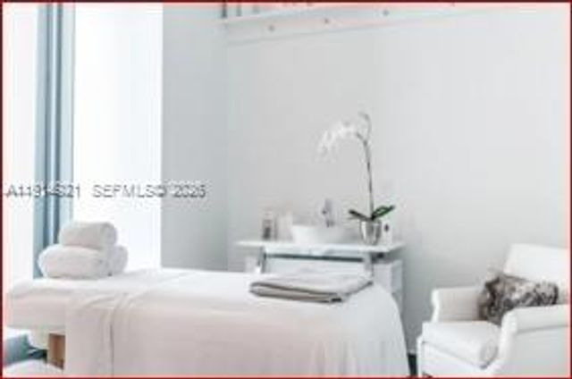 1300 S Miami Avenue PH5001, Miami, FL 33130