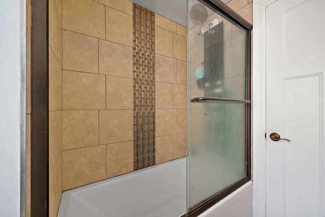 1435 Gunderson Avenue, Berwyn, IL 60402