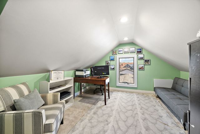 1435 Gunderson Avenue, Berwyn, IL 60402