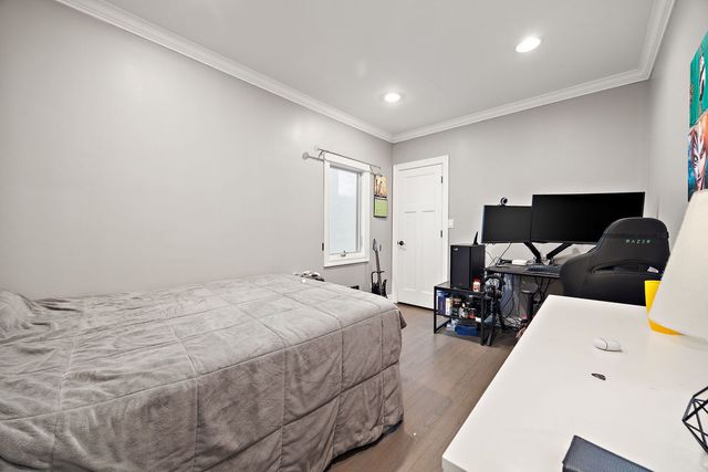 1435 Gunderson Avenue, Berwyn, IL 60402