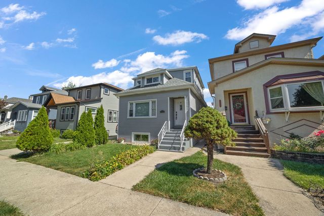 1435 Gunderson Avenue, Berwyn, IL 60402