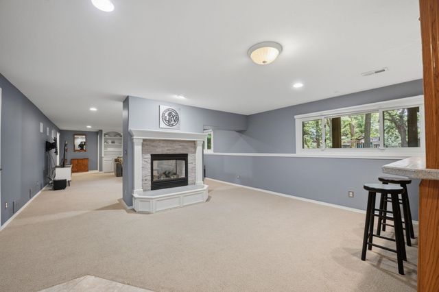 1362 N Hickory Creek, Wichita, KS 67235