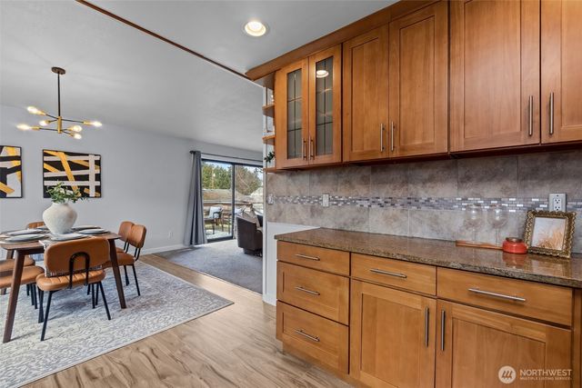 17545 12th Avenue NE, Shoreline, WA 98155