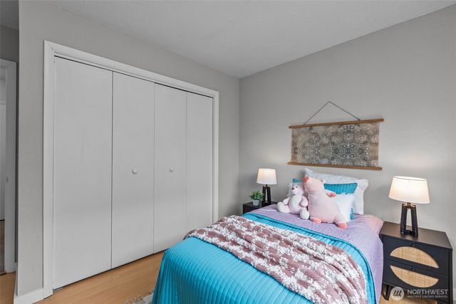 17545 12th Avenue NE, Shoreline, WA 98155