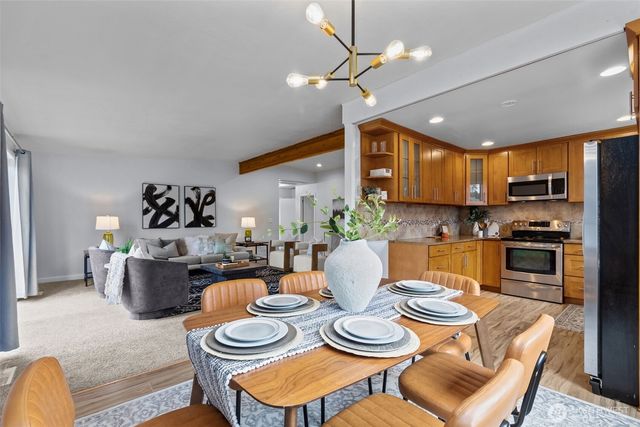 17545 12th Avenue NE, Shoreline, WA 98155