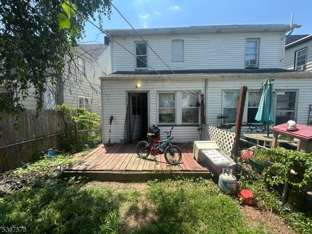 741 North Blvd, Alpha Boro, NJ 08865