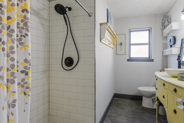 4109 Newport Bay Court, Granbury, TX 76049