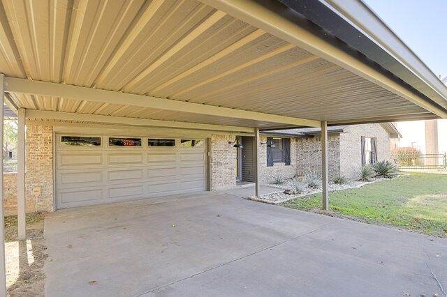 4109 Newport Bay Court, Granbury, TX 76049