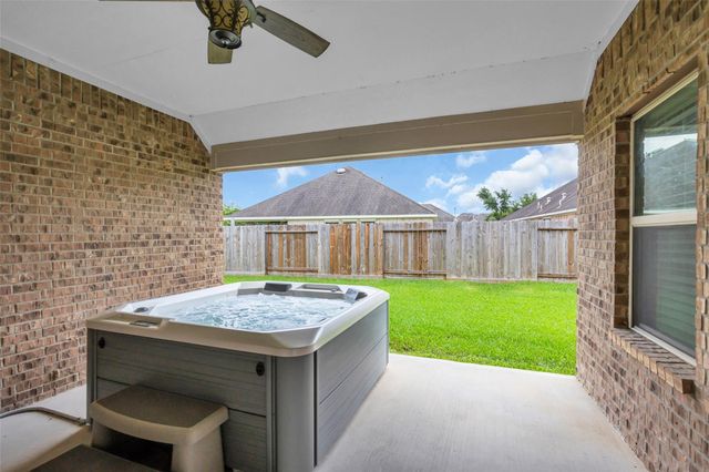 30236 Willow Chase Lane, Brookshire, TX 77423