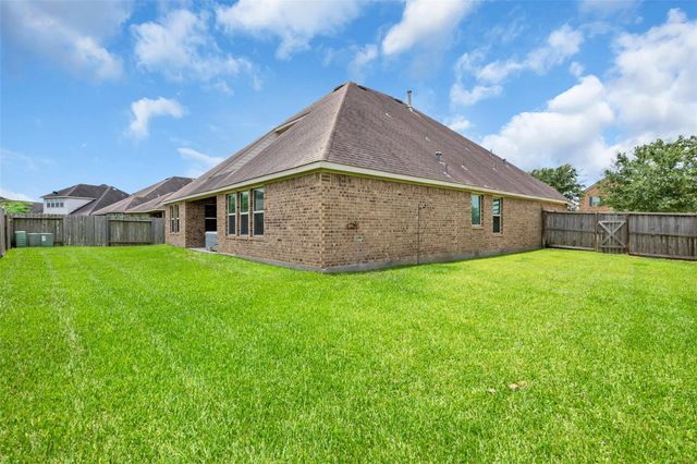 30236 Willow Chase Lane, Brookshire, TX 77423