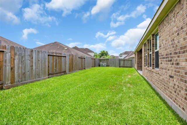 30236 Willow Chase Lane, Brookshire, TX 77423