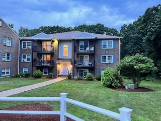 610 S Franklin St F301, Holbrook, MA 02343