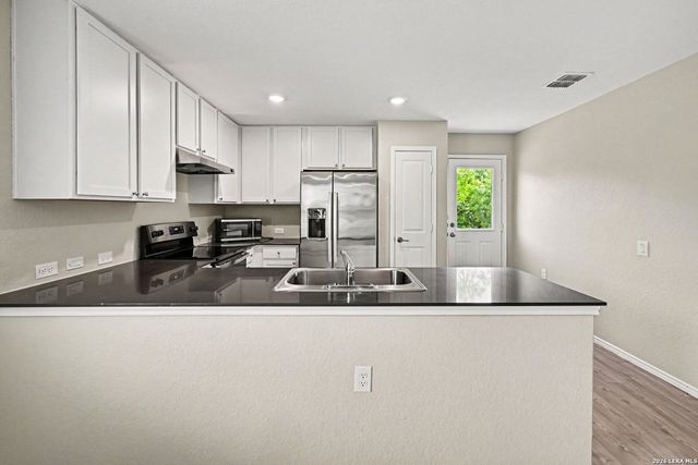 1343 Art Wall Way, San Antonio, TX 78221