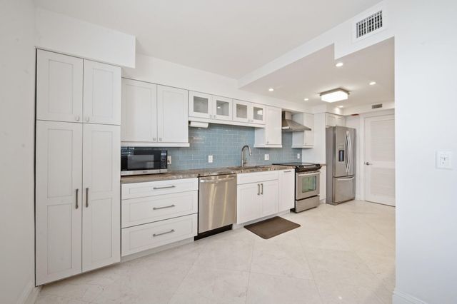 4300 N Ocean Boulevard 16G, Fort Lauderdale, FL 33308
