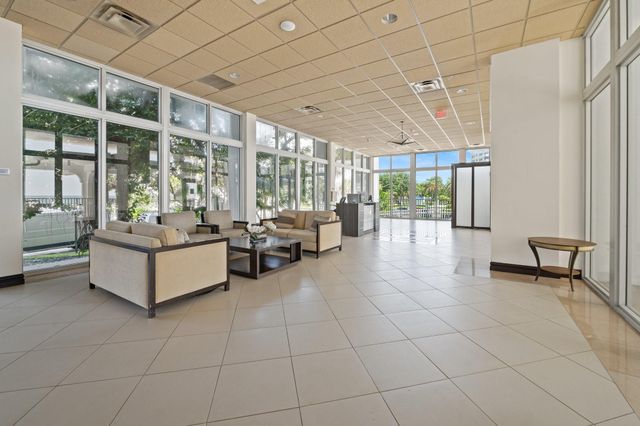 4300 N Ocean Boulevard 16G, Fort Lauderdale, FL 33308