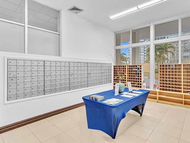 4300 N Ocean Boulevard 16G, Fort Lauderdale, FL 33308