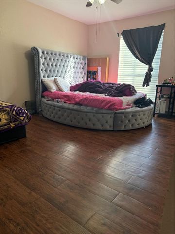 12500 Sandpiper Drive 204, Houston, TX 77035