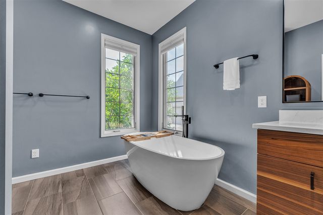 5049 Birdie Lane, Ann Arbor, MI 48103