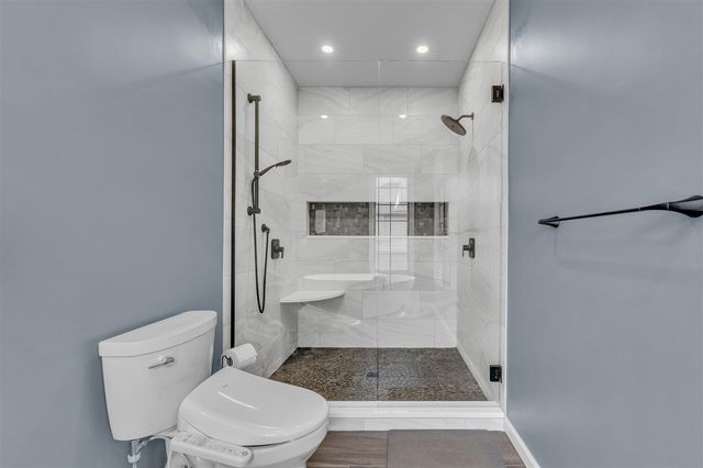 5049 Birdie Lane, Ann Arbor, MI 48103
