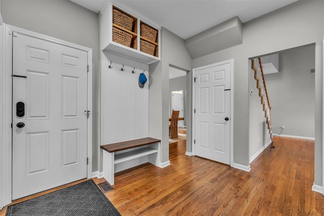 5049 Birdie Lane, Ann Arbor, MI 48103