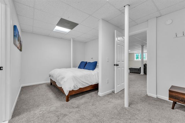 5049 Birdie Lane, Ann Arbor, MI 48103