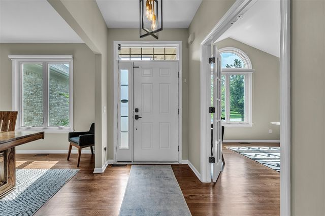 5049 Birdie Lane, Ann Arbor, MI 48103