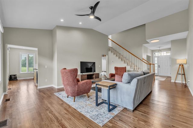 5049 Birdie Lane, Ann Arbor, MI 48103