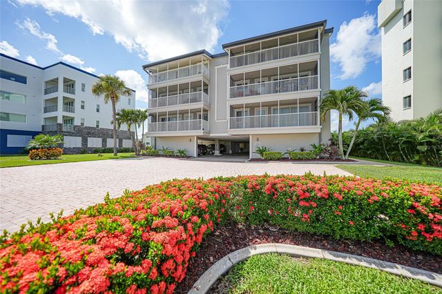 1477 PARK BEACH CIRCLE 13, Punta Gorda, FL 33950