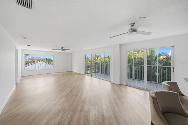 1477 PARK BEACH CIRCLE 13, Punta Gorda, FL 33950