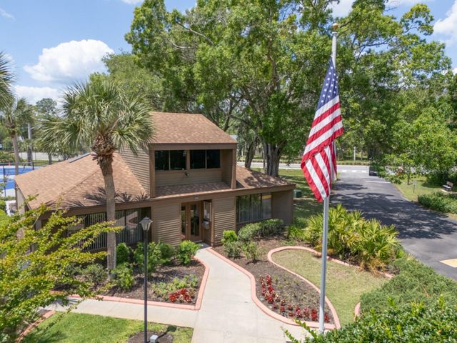 18 SALISBURY COURT 18, Palm Coast, FL 32137