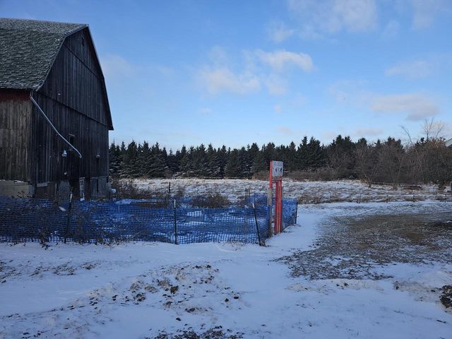 W4568 County Road F, Waldo, WI 53093