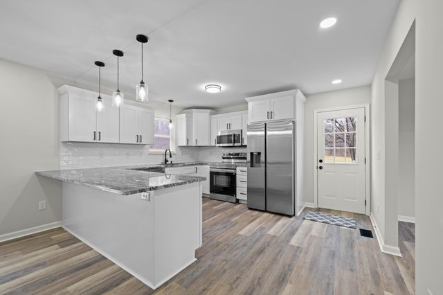 850 GREENWOOD RD, Crozet, VA 22932