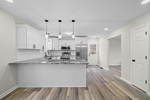 850 GREENWOOD RD, Crozet, VA 22932