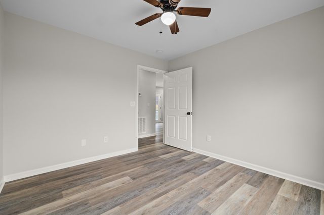 850 GREENWOOD RD, Crozet, VA 22932