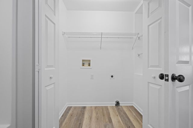 850 GREENWOOD RD, Crozet, VA 22932