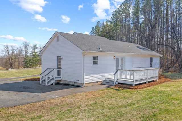 850 GREENWOOD RD, Crozet, VA 22932