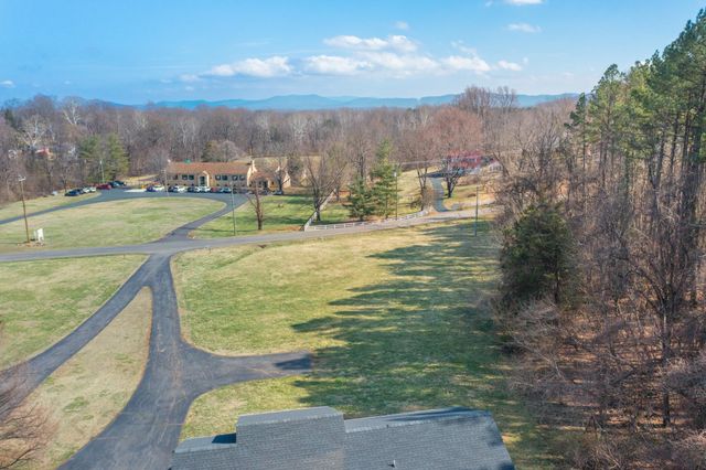 850 GREENWOOD RD, Crozet, VA 22932