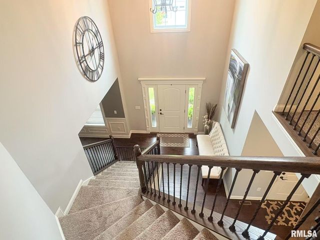 6210 W Clairemont Court, Edwards, IL 61528