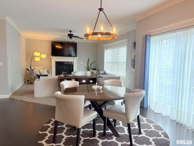 6210 W Clairemont Court, Edwards, IL 61528