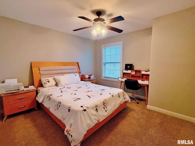 6210 W Clairemont Court, Edwards, IL 61528