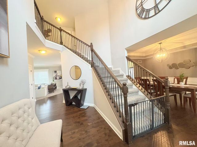 6210 W Clairemont Court, Edwards, IL 61528