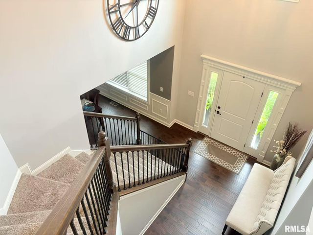 6210 W Clairemont Court, Edwards, IL 61528